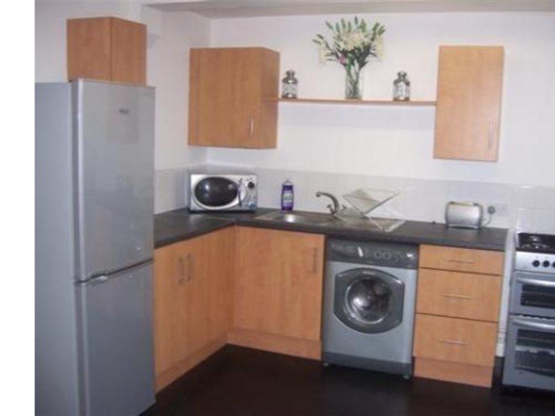 Oyo Arinza Apartments, Liverpool Ngoại thất bức ảnh