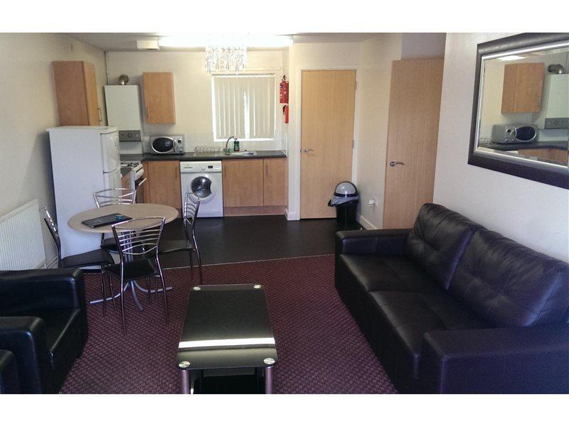 Oyo Arinza Apartments, Liverpool Ngoại thất bức ảnh