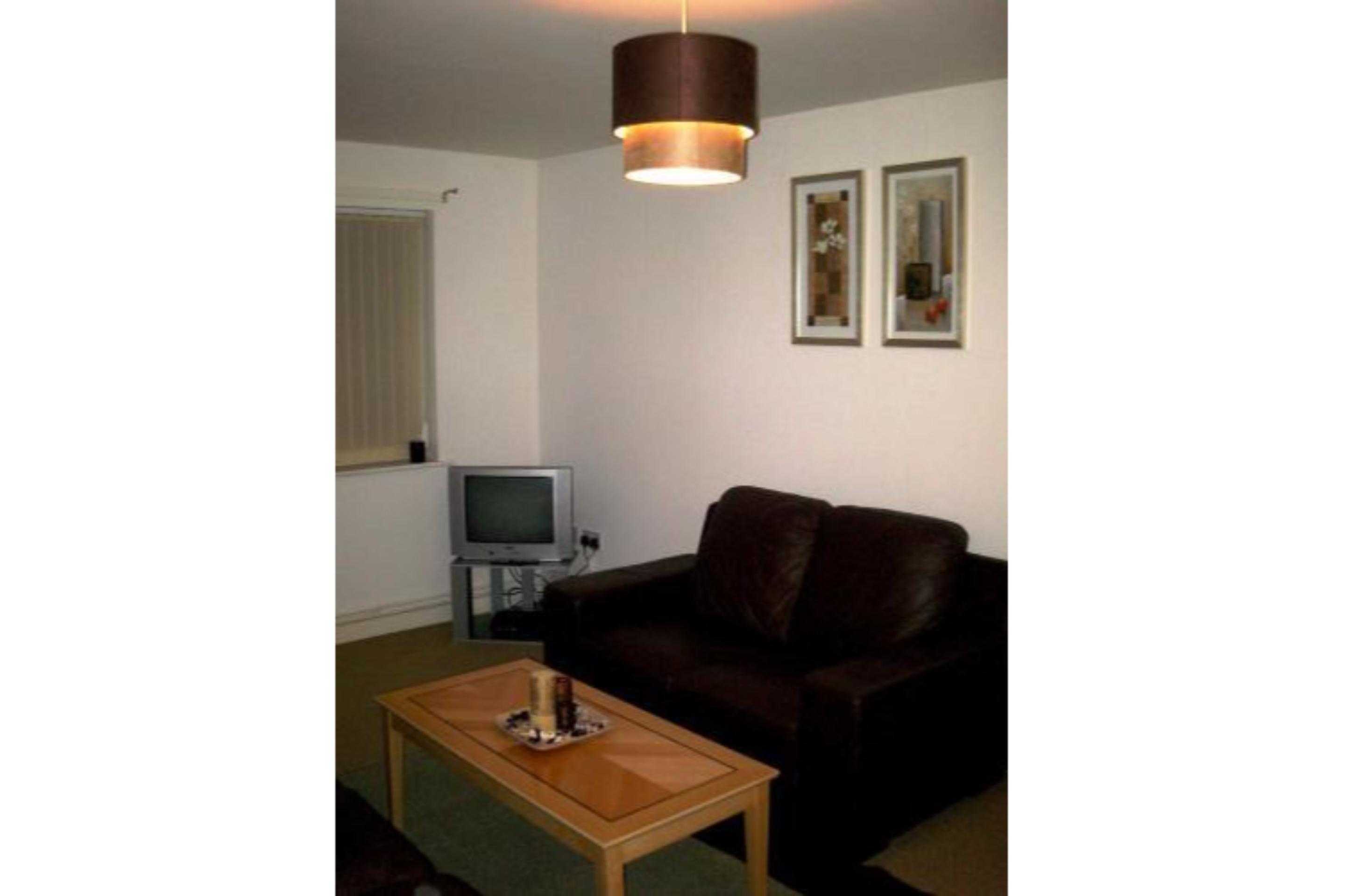 Oyo Arinza Apartments, Liverpool Ngoại thất bức ảnh