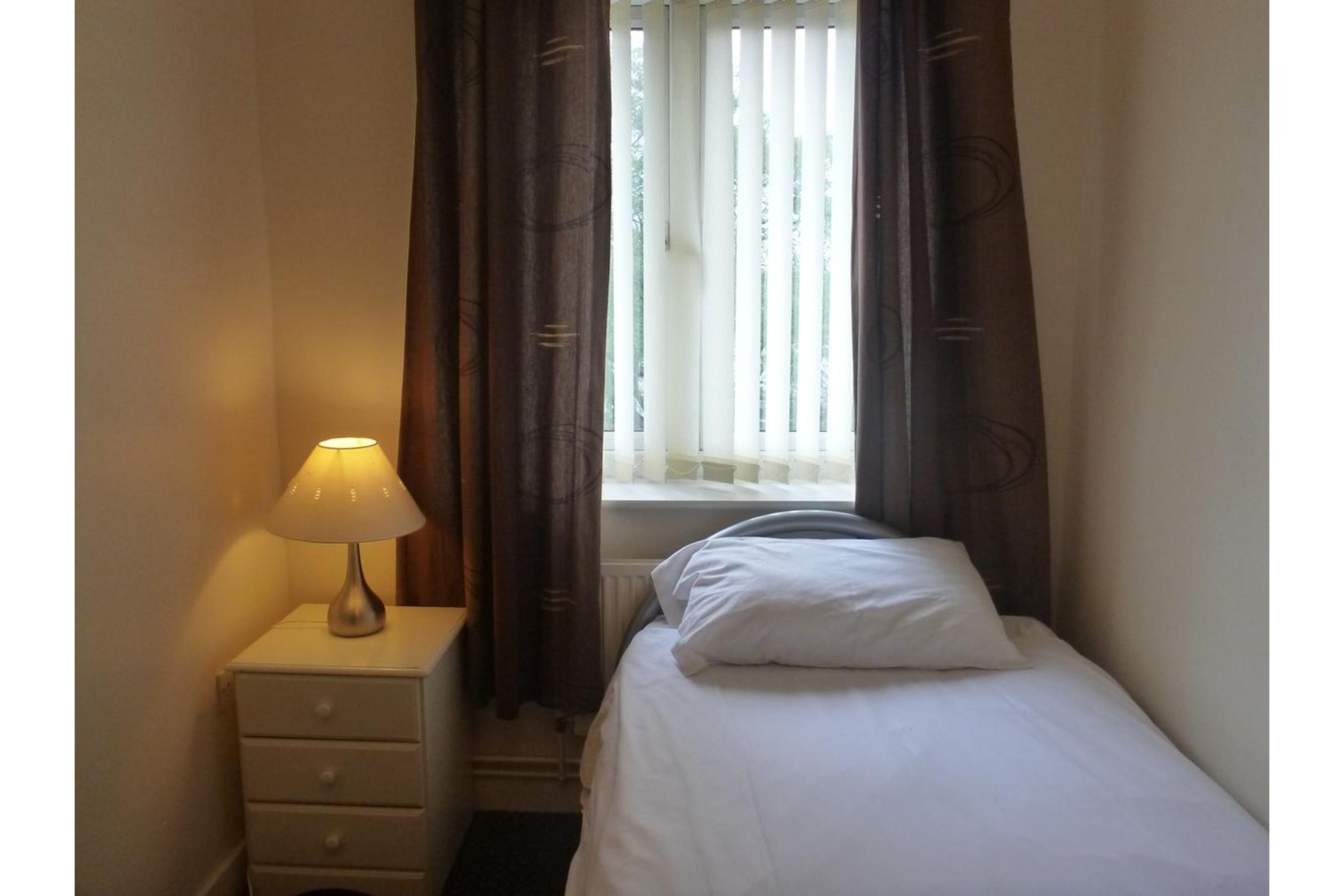 Oyo Arinza Apartments, Liverpool Ngoại thất bức ảnh