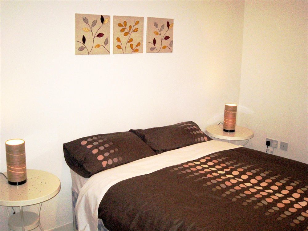 Oyo Arinza Apartments, Liverpool Phòng bức ảnh